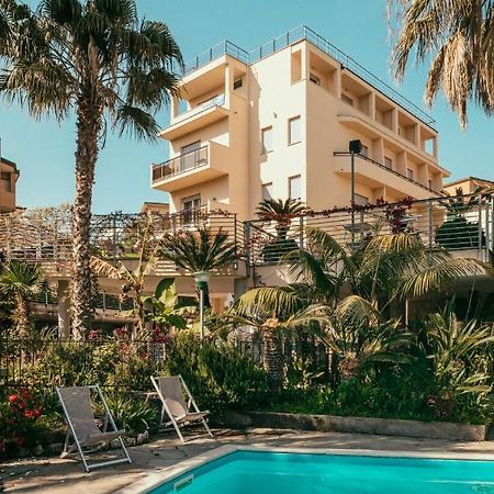 Hotel Residence La Palma Финале Лигуре Экстерьер фото