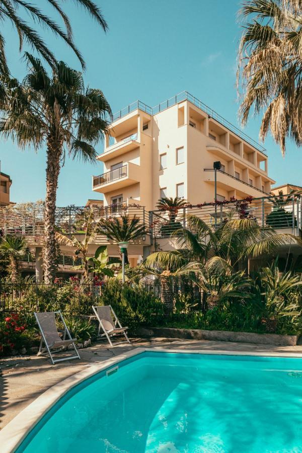 Hotel Residence La Palma Финале Лигуре Экстерьер фото